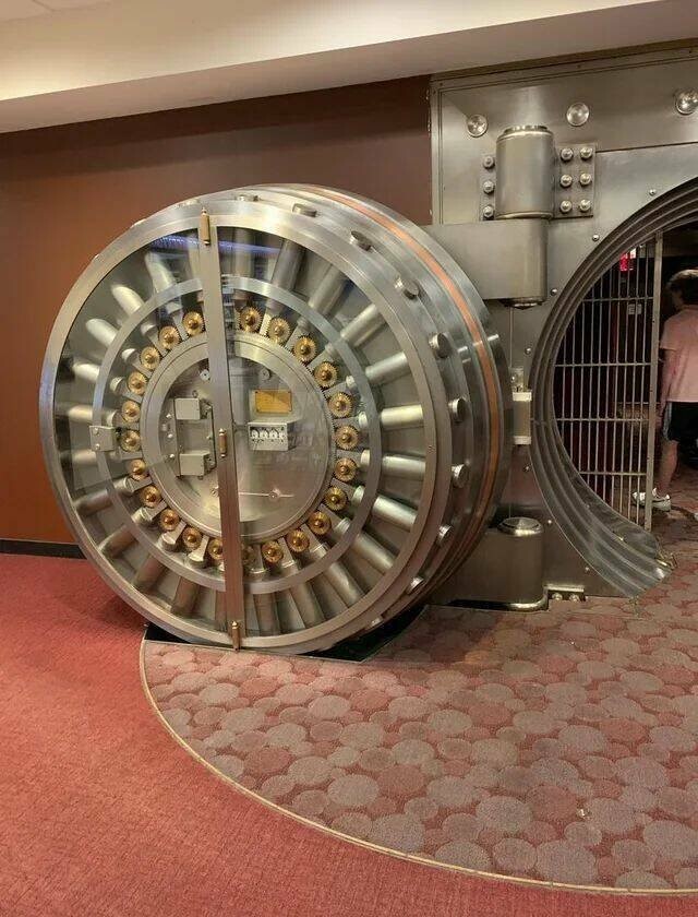 Намешалось
