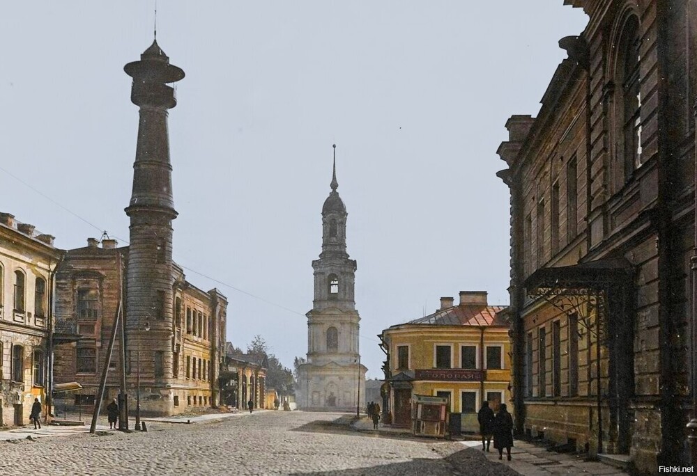 Большеохтинский проспект, разница в 120 лет