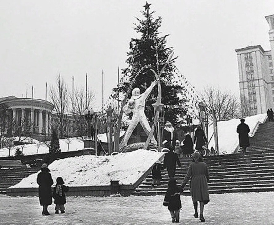 Интересные фотографии времен СССР (02/01/2025)