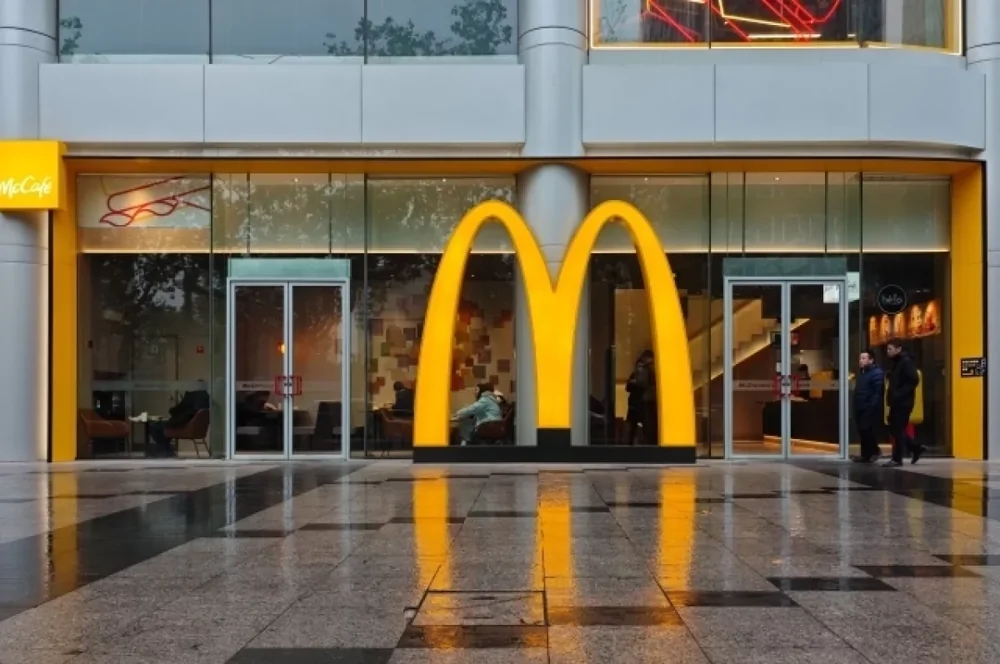 McDonald's сворачивает политику инклюзивности и отменяет целевые "показатели разнообразия"