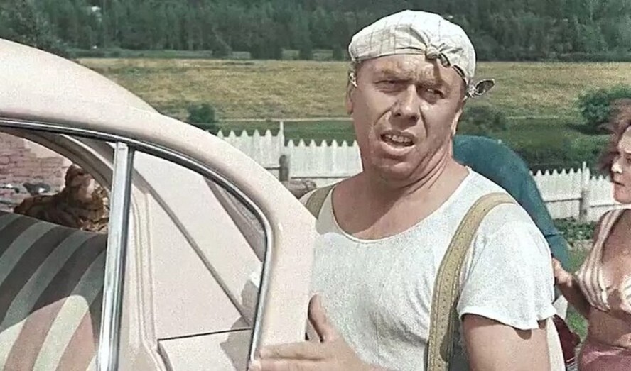 Анатолий Папанов.  