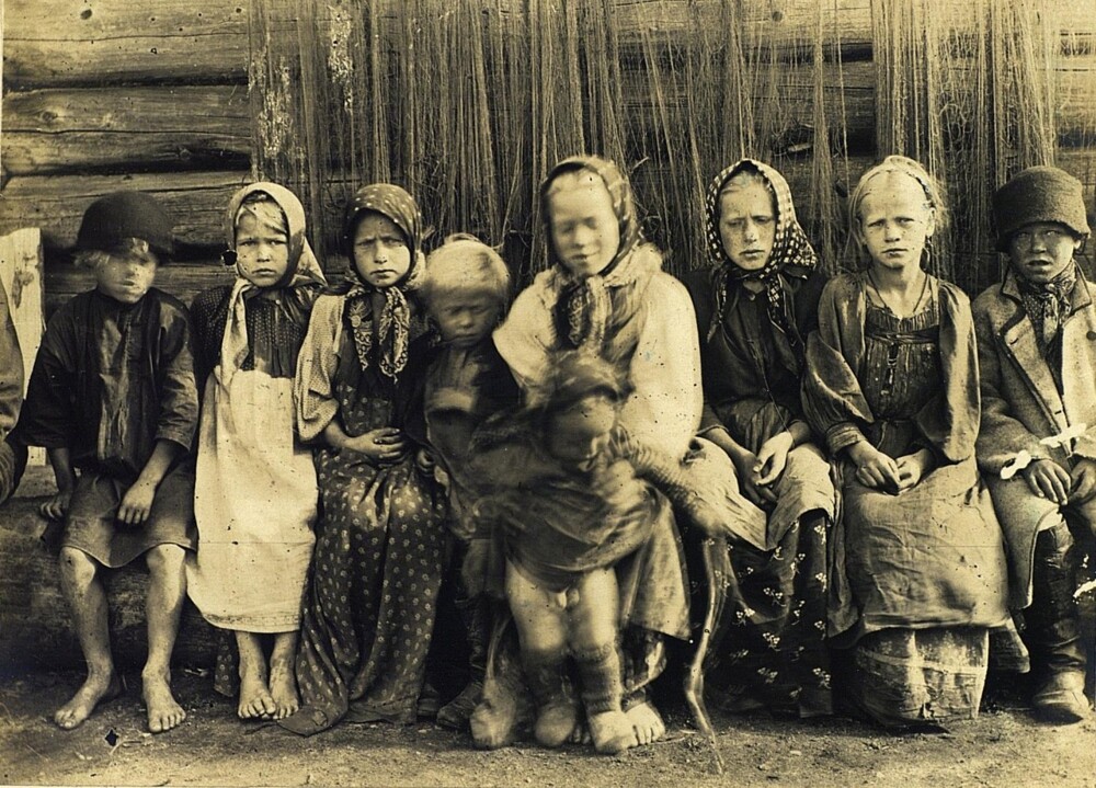 Дети из деревни Рубцы, Карелия, 1899. Автор М. А. Круковский