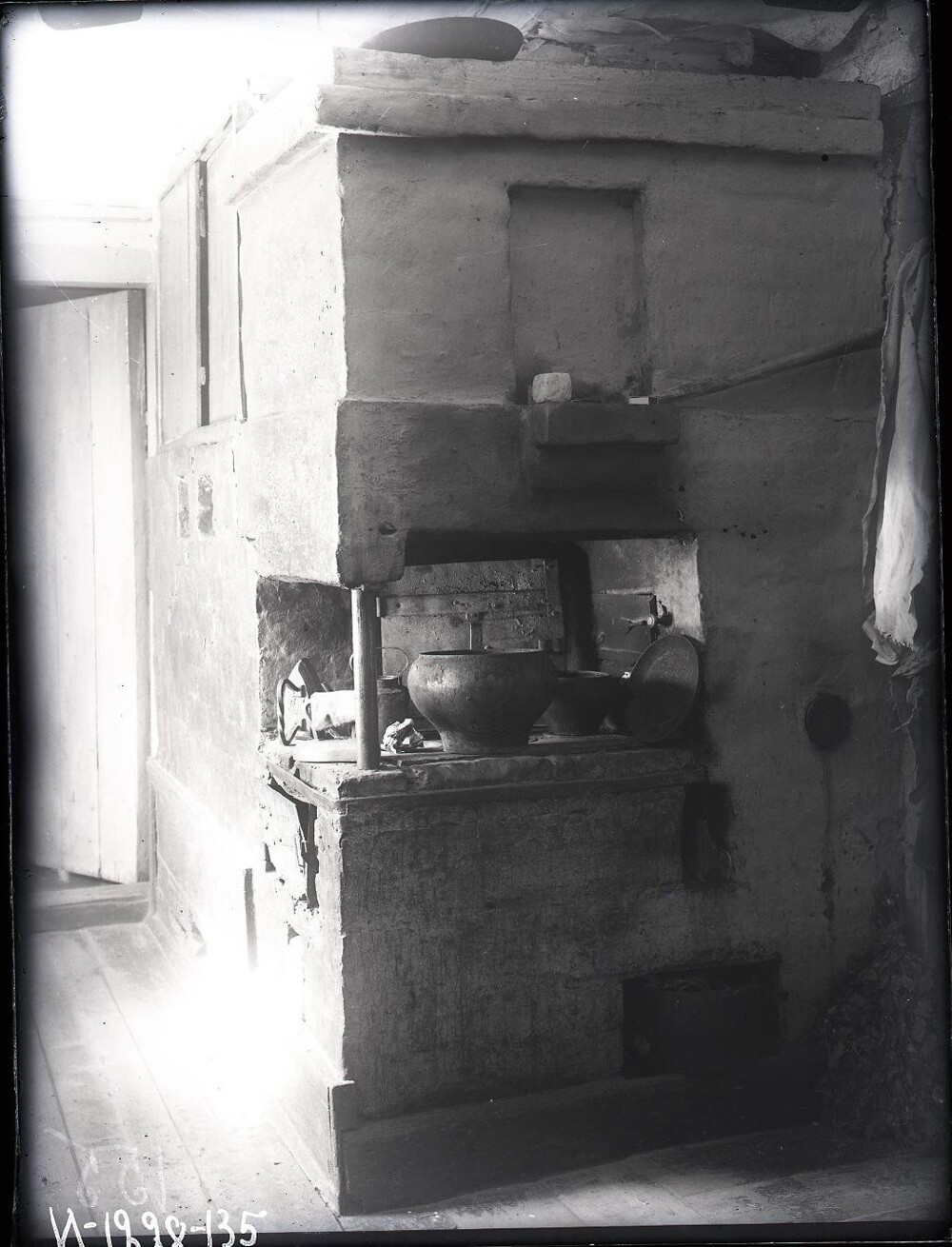 Русская печь, Никольское, Ленинградская область, 1925.  Автор А. А. Беликов