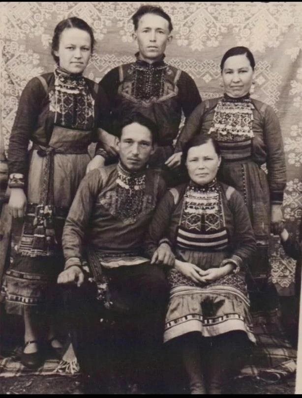 Капсулы времени: истории, спрятанные в старых альбомах