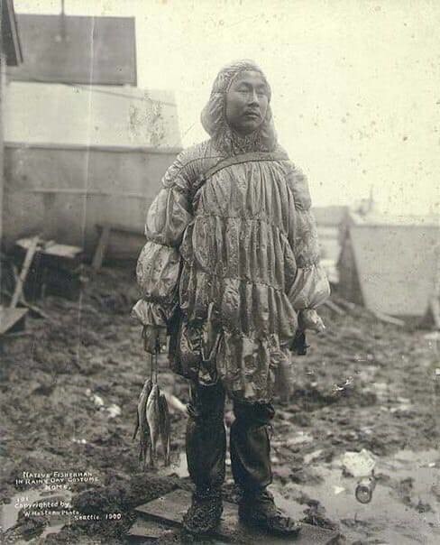 Капсулы времени: истории, спрятанные в старых альбомах