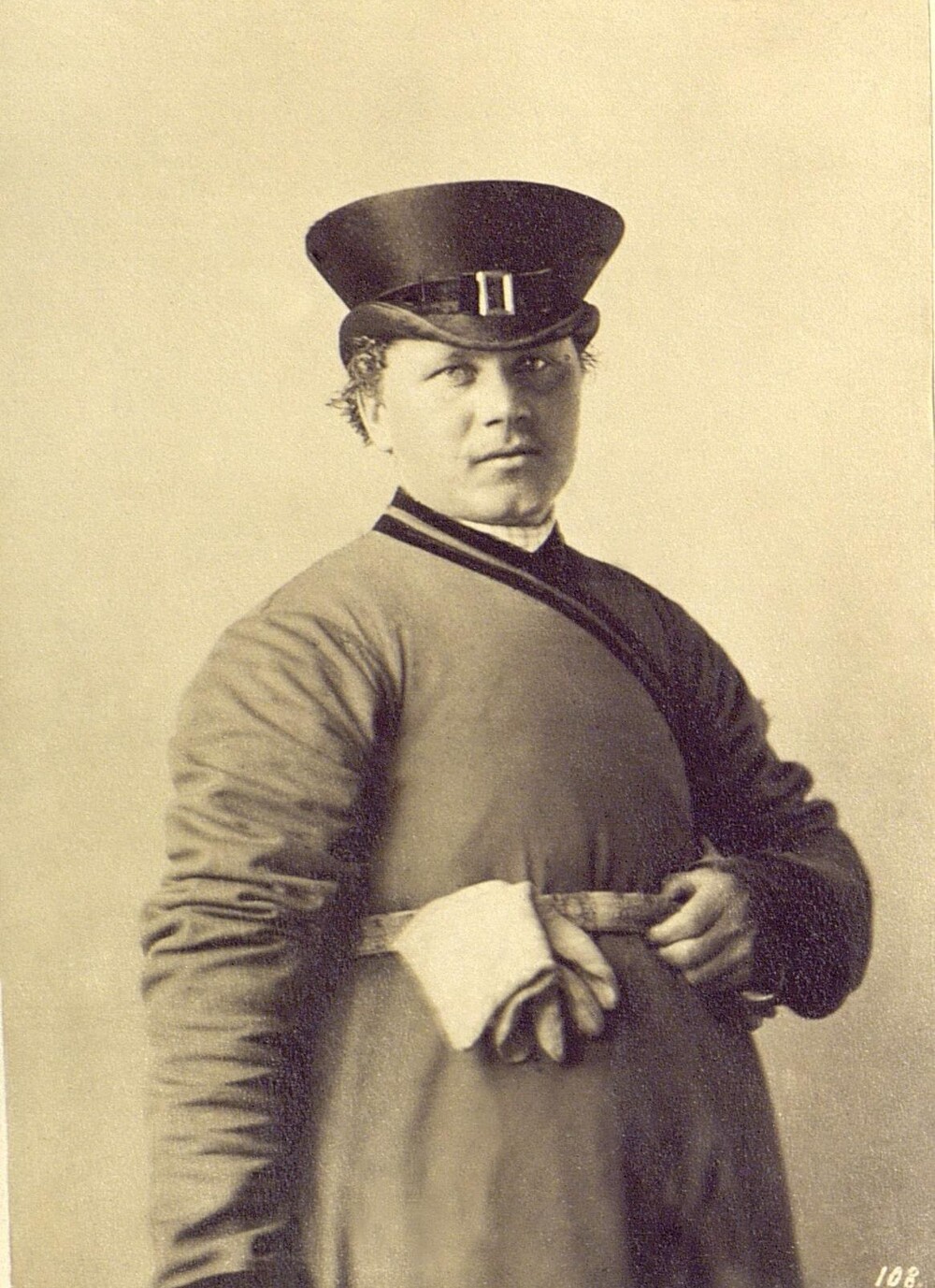 Извозчик. Санкт-Петербург, ок. 1869. Автор В. А. Каррик