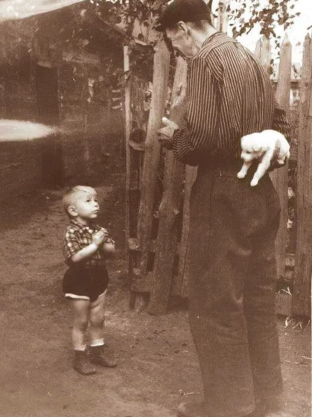 Счастье, спрятанное за спиной, Москва, 60-е