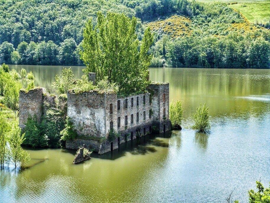 4. Замок Грандваль, Франция