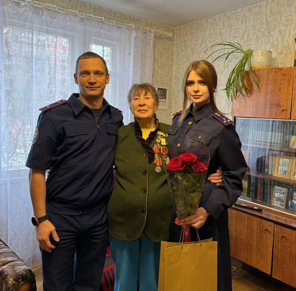 «Исчадие закона»: ставшего мемом следователя из Екатеринбурга похвалили в Следкоме