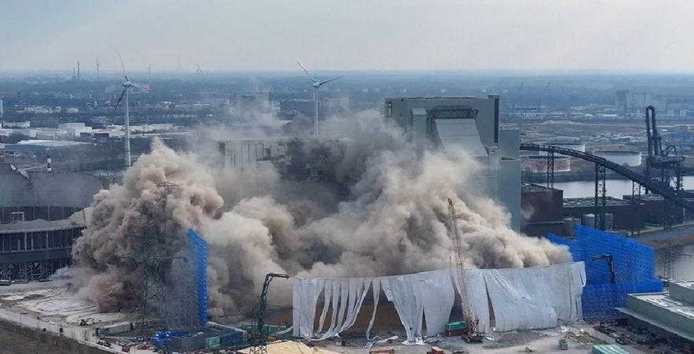 В Германии взорвали современную угольную электростанцию
