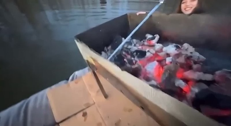 Казахстанский стример упал в реку вместе с мангалом