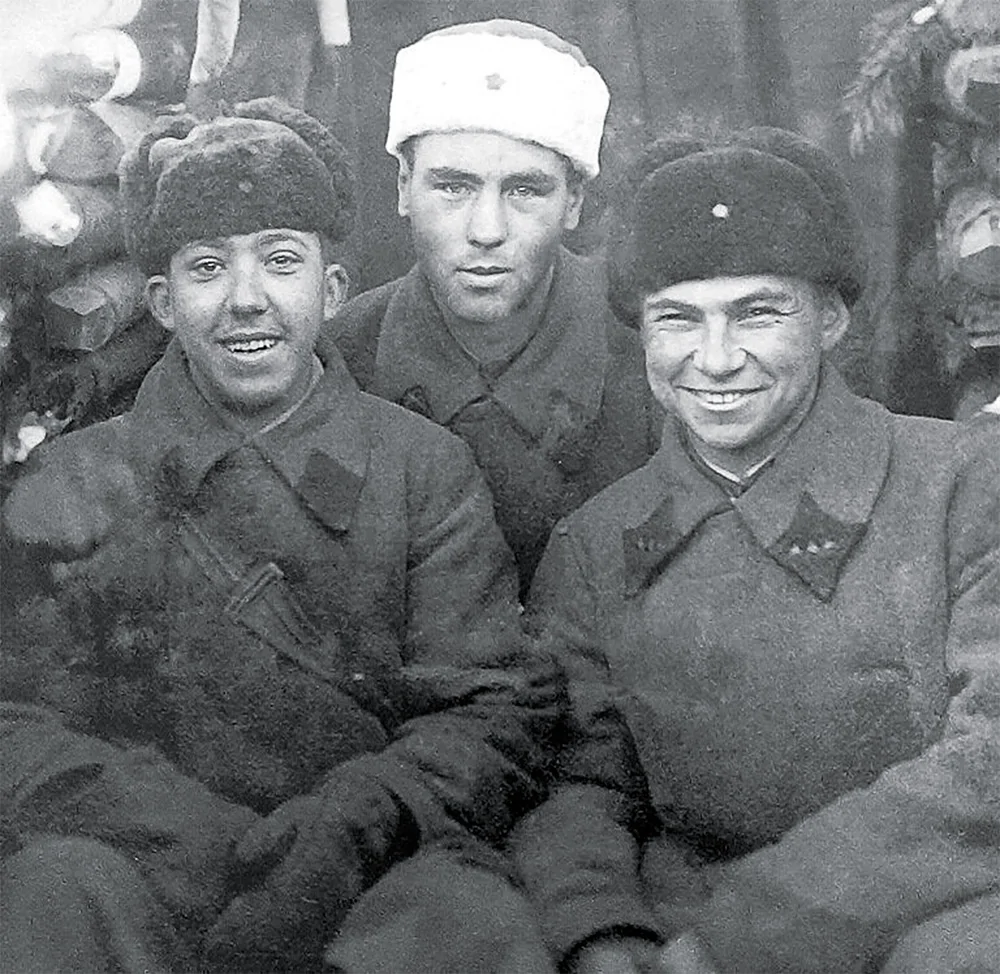 Почему Юрий Никулин не хотел сниматься в военных картинах