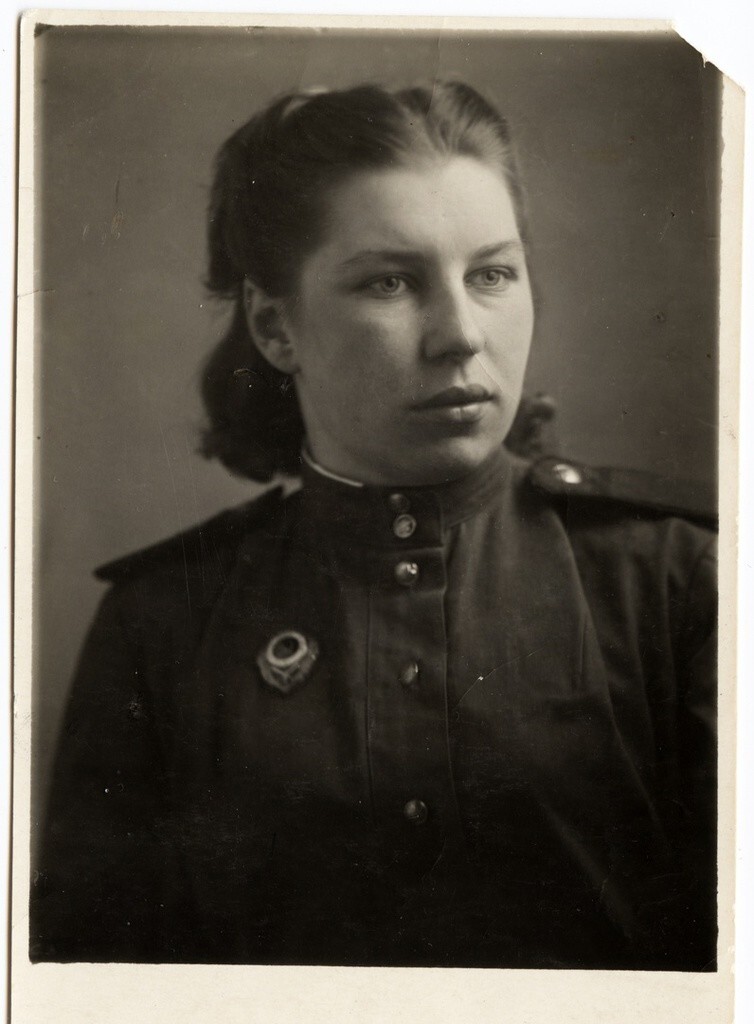 Без названия. 5 июля 1943 года. Неизвестный автор. Московская область, станция Бутово. Фотография из архива Ивана Анастасьина.