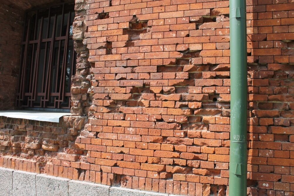 У стен Брестской крепости