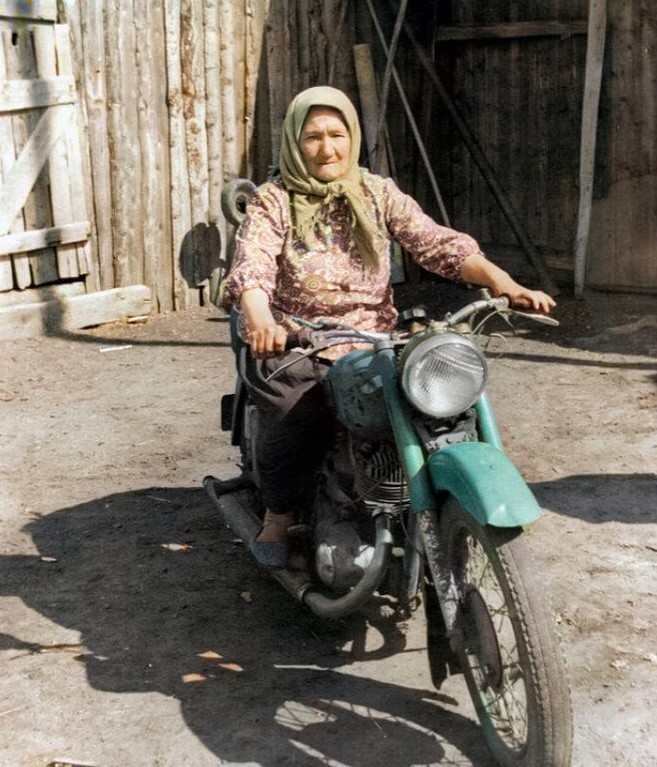 Подборка душевных и ярких фотографий деревенской жизни в СССР