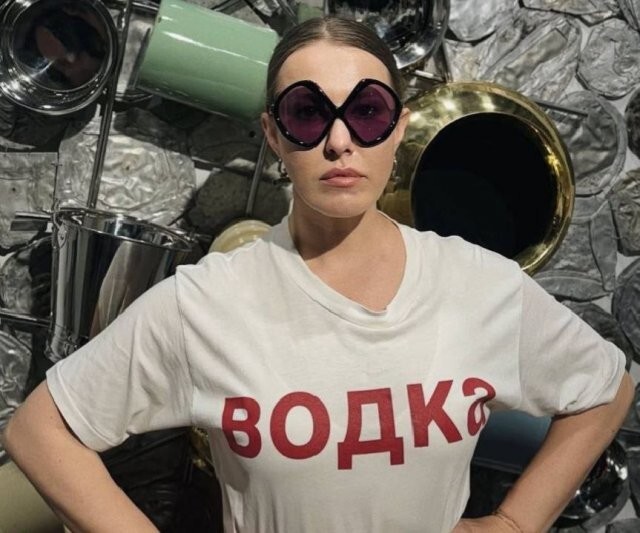 Скрины из соцсетей            