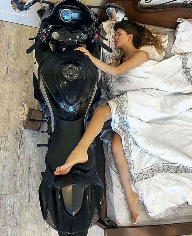 Скрины из соцсетей