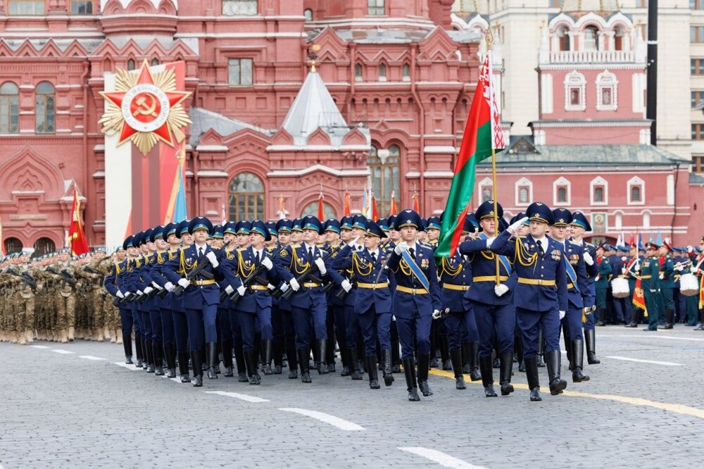 Если вы вдруг все пропустили: в Москве прошел парад Победы