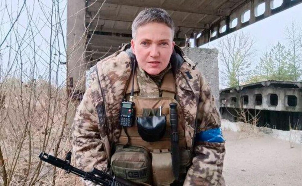 Хоба. Мразоту Савченко похоже задвухсотили. Наши ребята говорят, что вероятность очень большая. Бандеровская падаль не выходит на связь, после прилёта - это уже щирые воют