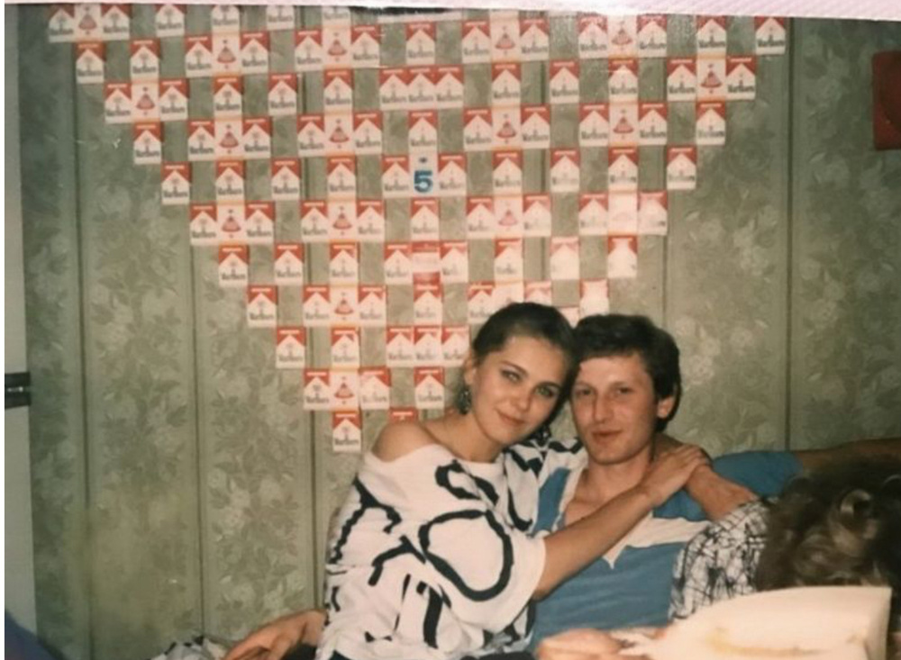 в 90-е годы у многих было хобби собирать пустые пачки от сигарет