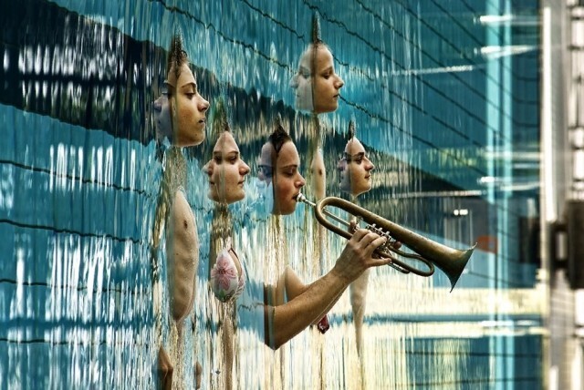 Вода и труба. Фотограф wzopf