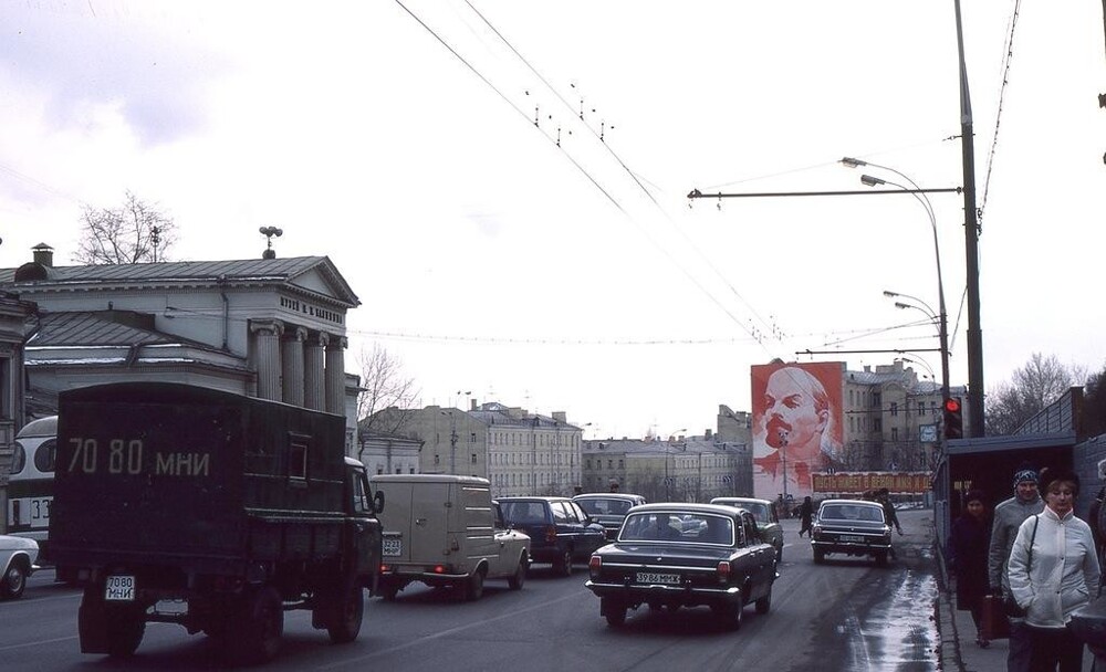 Москва и москвичи