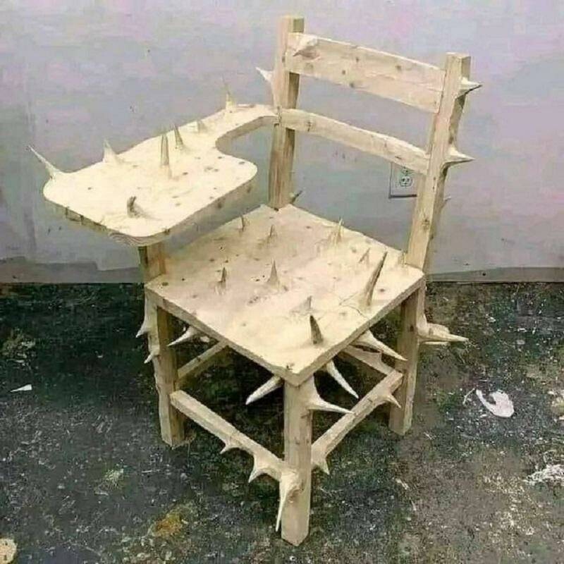 Не ищите здесь смысл. Здесь в основном маразм