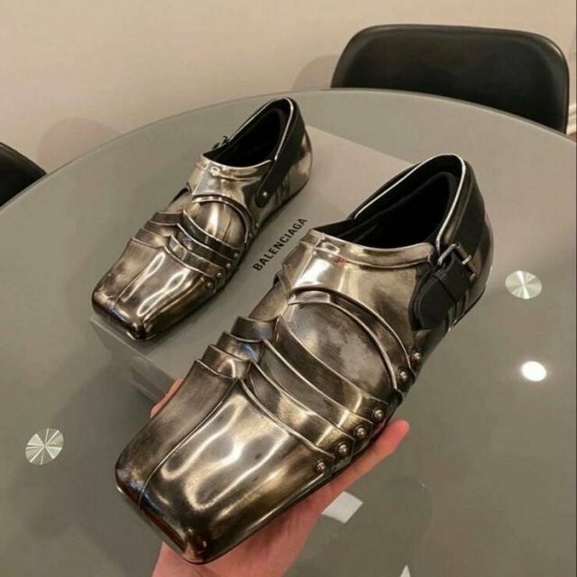  Намешалось 