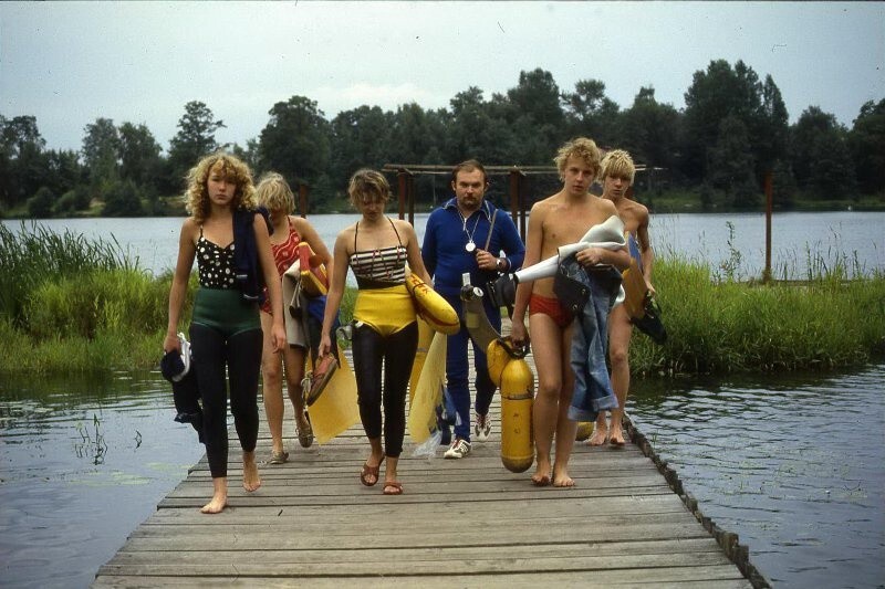 Школа подводного плавания «Дельфин». 1985 год. Автор: Всеволод Тарасевич. Ленинград.