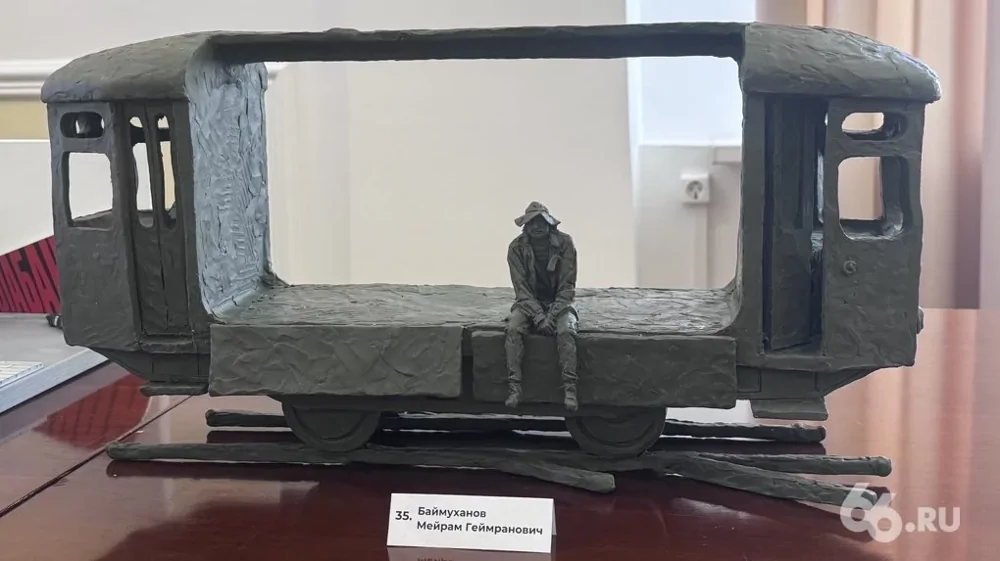 Власти Екатеринбурга одобрили эскиз памятника режиссёру Алексею Балабанову