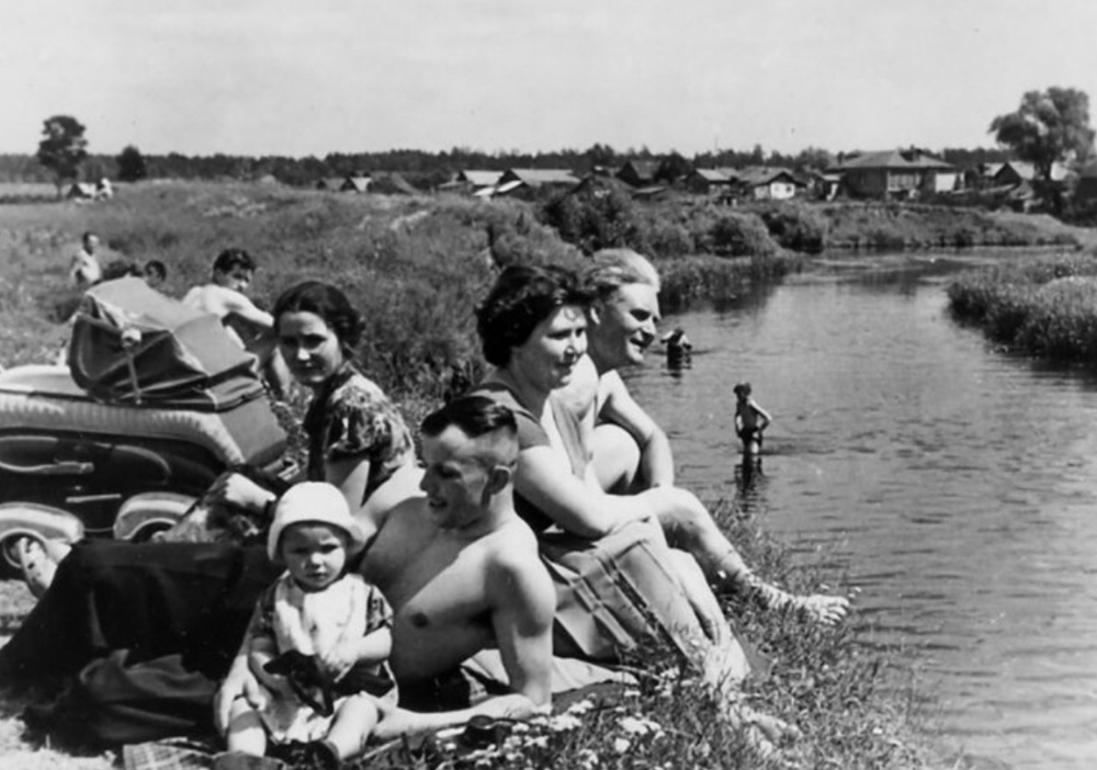 Архивные фотографии, как прекрасный наглядный инструмент знакомства с общим прошлым