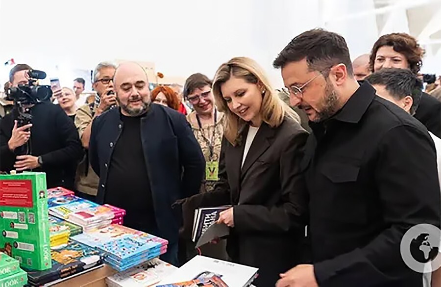 Чего боится просроченный "президент" с во-о-от таким рейтингом?