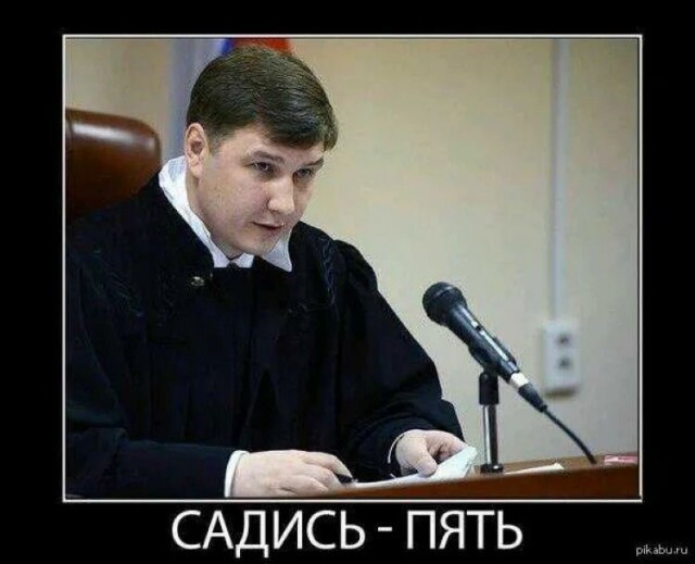 В Хабаровске пьяная компания напала в кафе на сотрудников Росгвардии
