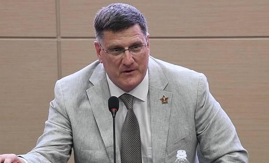 Скотт Риттер: Великобритания контролирует главу киевского режима Владимира Зеленского, потому что не доверяет ему