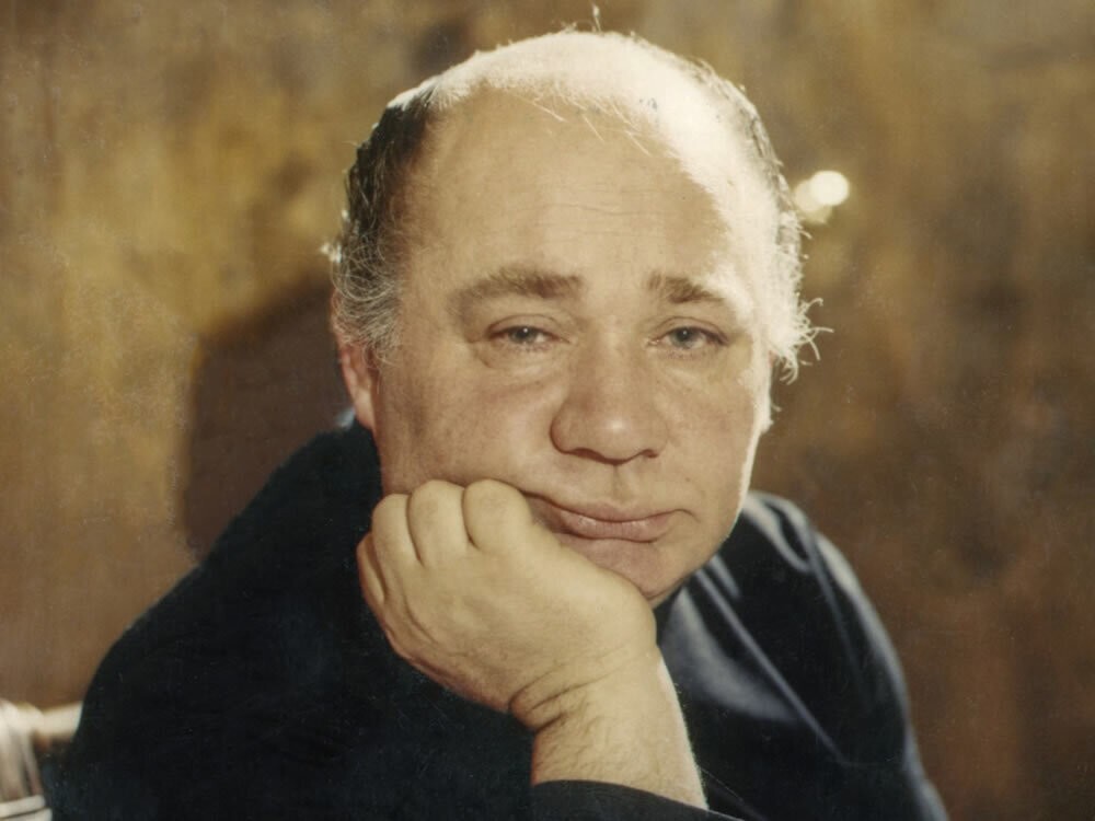 Евгений Леонов