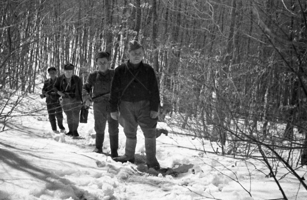 Зима 1944 года.