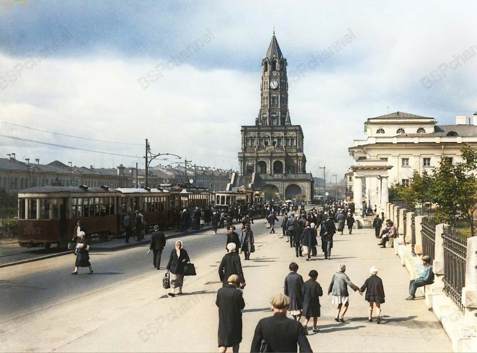 Жизнь Советской Москвы в 30-е годы
