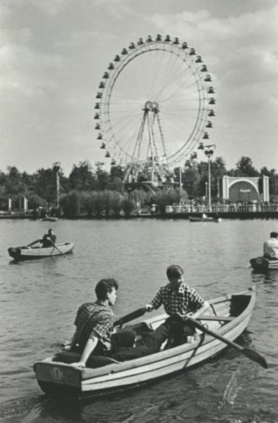 ЦПКиО им. Горького. В. Ахломов, 1959 год, Москва.