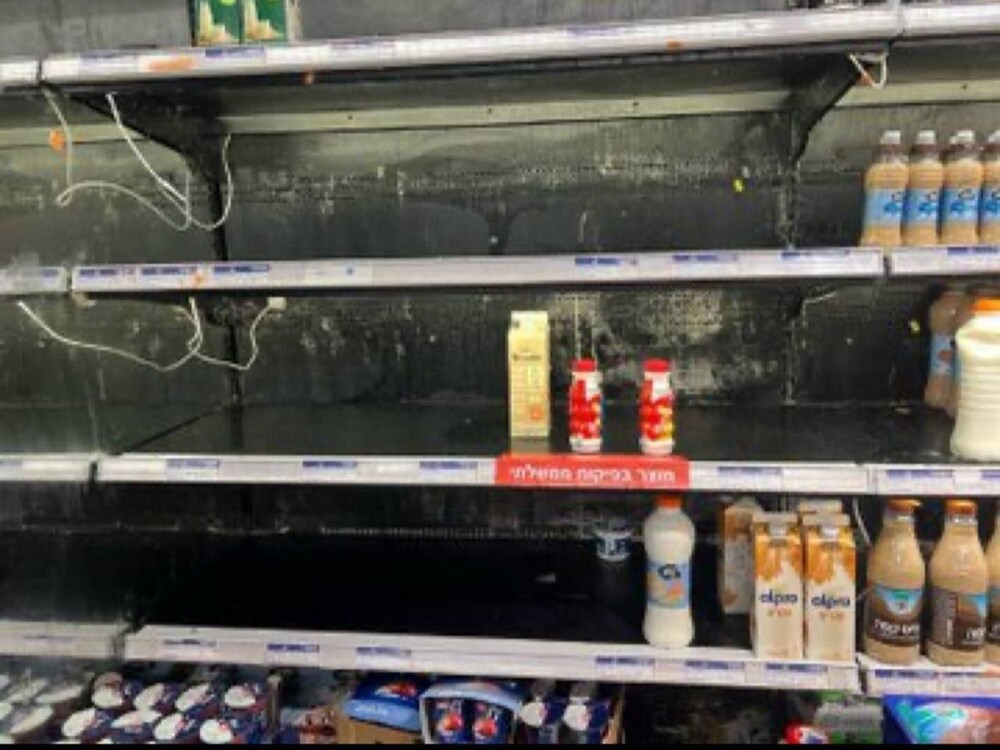 Израильтяне пишут, что цены на некоторые продукты уже взлетели на 300% и увы это не предел. Ну, а как вы хотели, за всё надо платить и за безумство Биби в том числе...