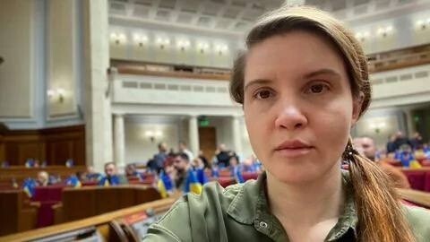 Украина может исчезнуть очень скоро. Впереди – самые темные времена, – нардеп Безуглая. А говорили, что безмозглая... Ан, нет! Во как переобуваться умеет!