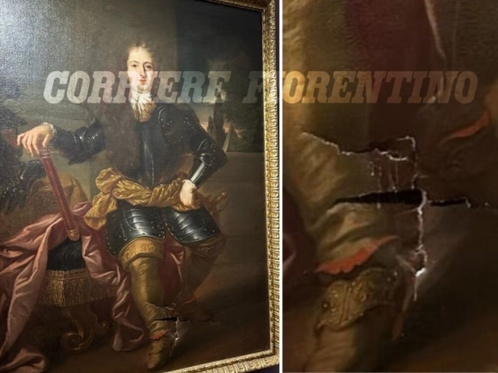 Посетитель галереи повредил картину, позируя для фотографии