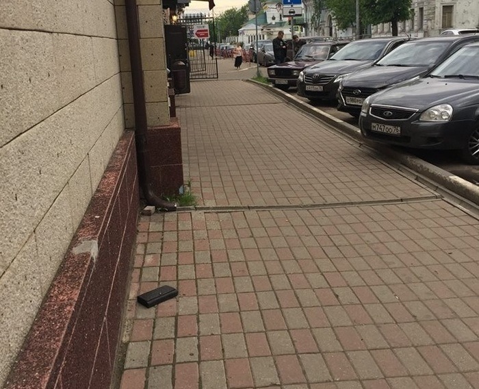 3. Памятник потерянному бумажнику, Ярославль