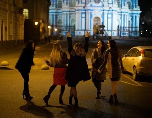 Глазея по сторонам