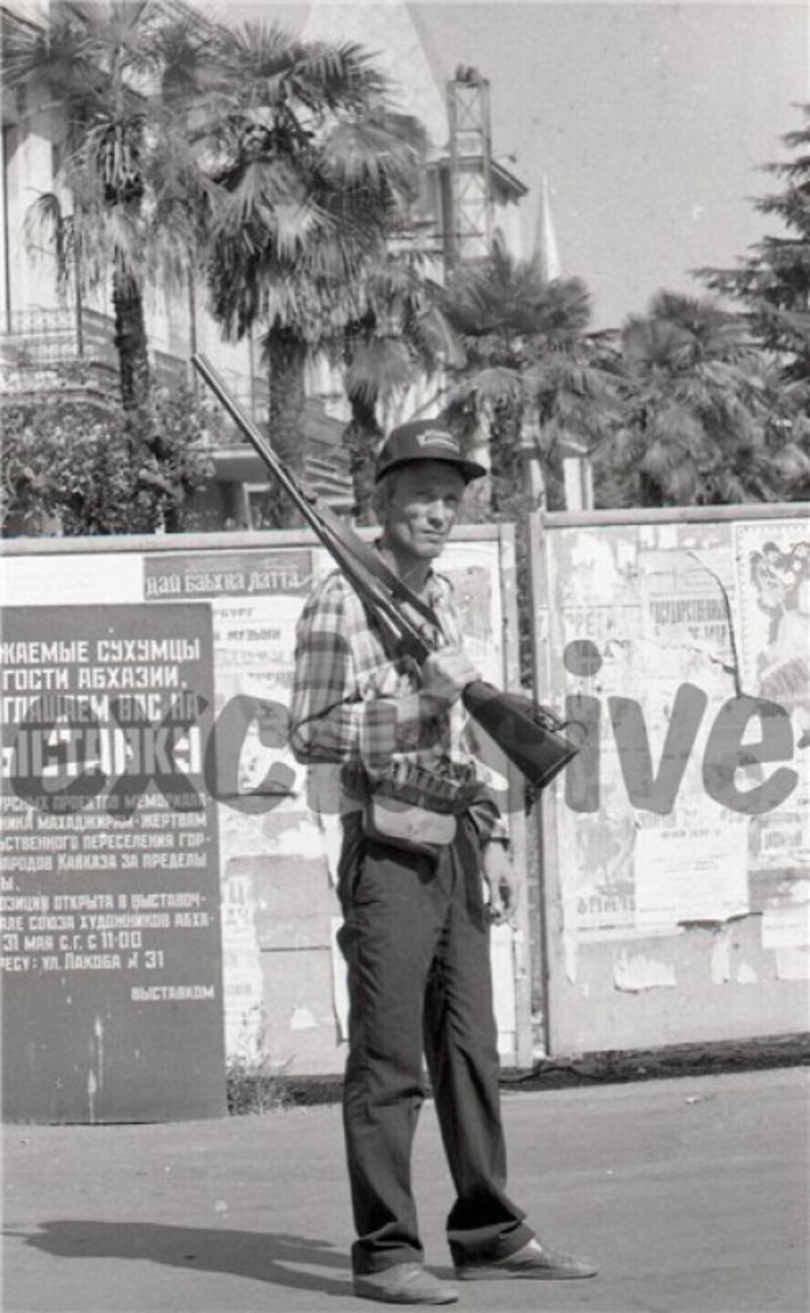 Сухуми в день начала грузино-абхазской войны. Абхазия. 14 августа 1992 г