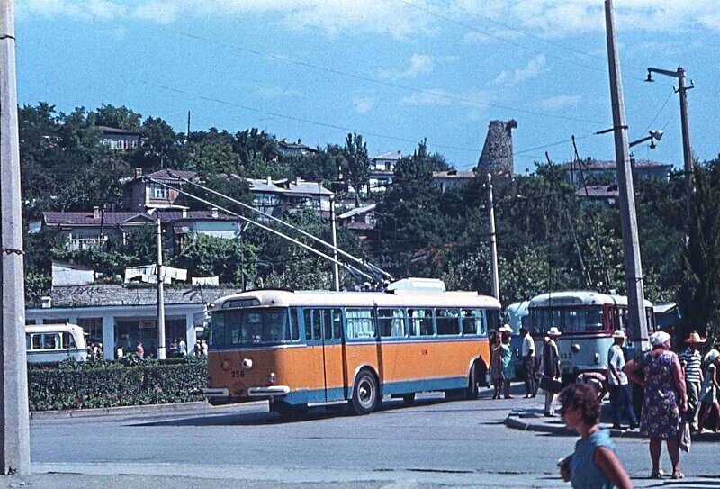 Троллейбусная станция в Алуште