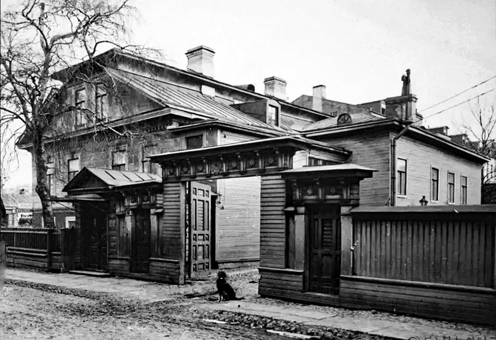 Большой проспект Петроградской стороны