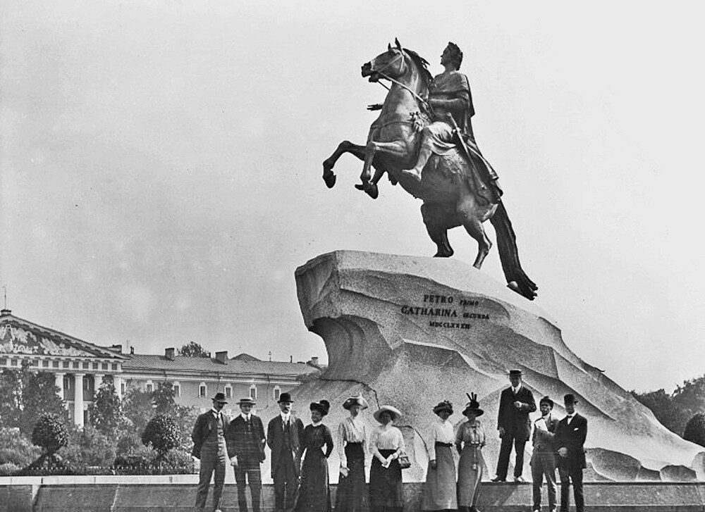 Сенатская площадь 