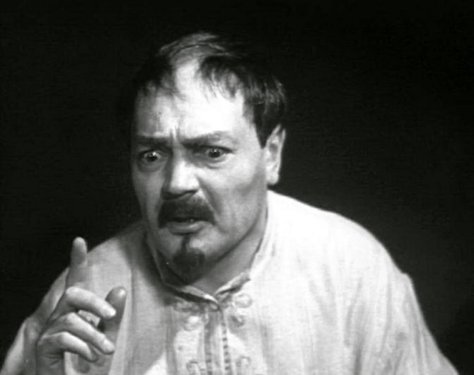 5. Николай Хмелёв