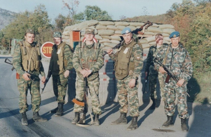 Российские миротворцы на блок-посту в Косово и Метохии, 2000-2001 годы.