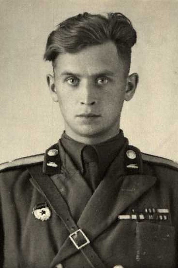 Люди из стали. Сан Саныч